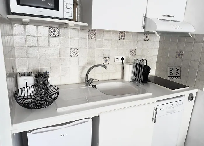 Vue Terrasse A 1min Des Plages *